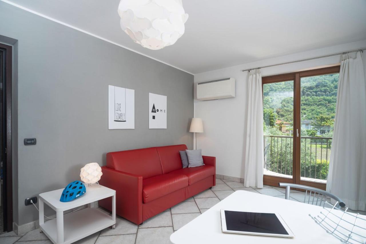 Casa Carla Aparthotel Torbole Sul Garda Buitenkant foto