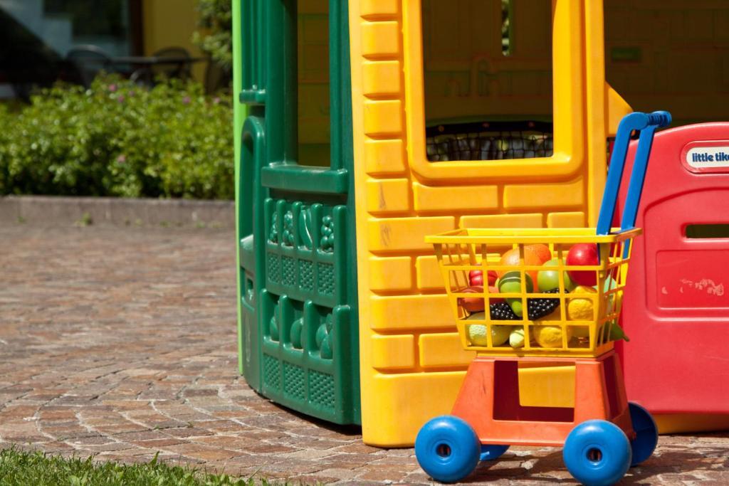 Casa Carla Aparthotel Torbole Sul Garda Buitenkant foto