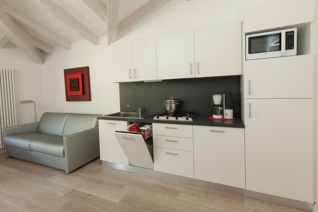 Casa Carla Aparthotel Torbole Sul Garda Buitenkant foto