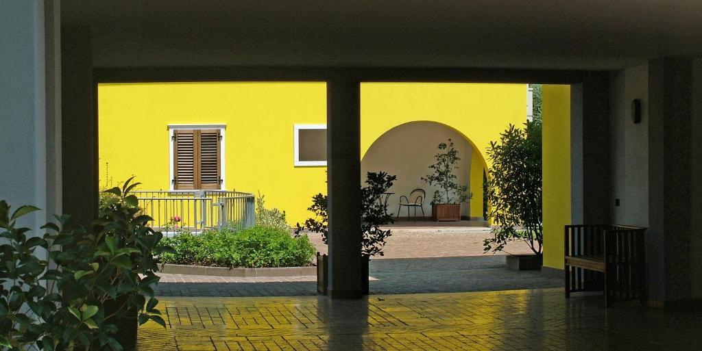 Casa Carla Aparthotel Torbole Sul Garda Buitenkant foto