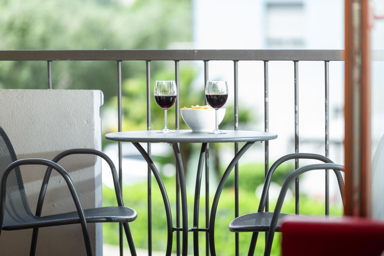 Casa Carla Aparthotel Torbole Sul Garda Buitenkant foto